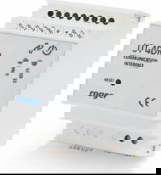 Roger UT-4DR tootepilt