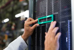 Product image of HPE P26489-B21