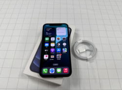 Apple 12Black64A tootepilt