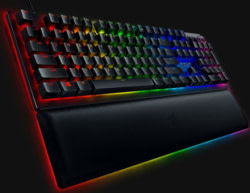 RAZER RZ03-03610400-R3G1 tootepilt