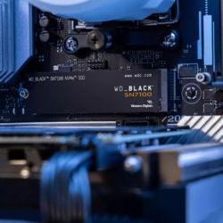 Product image of Western Digital WDS200T4X0E